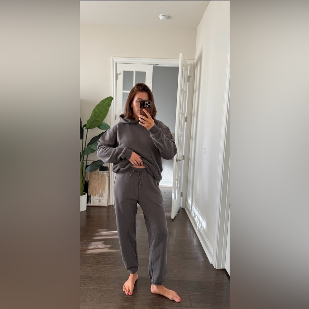 Elwood Core Hoodie & Sweatpants Vintage Gray Set